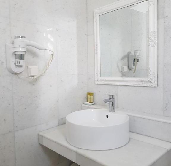 اتاق استاندارد با چشمانداز, Artemis