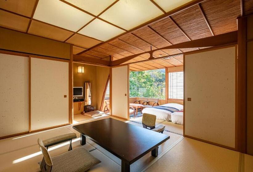浴室共有ファミリールーム, Hakuunsou