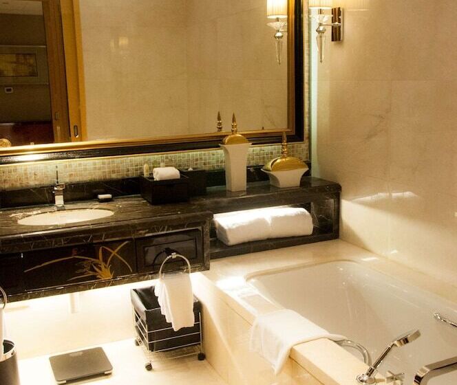 주니어 스위트, Hilton Nanjing