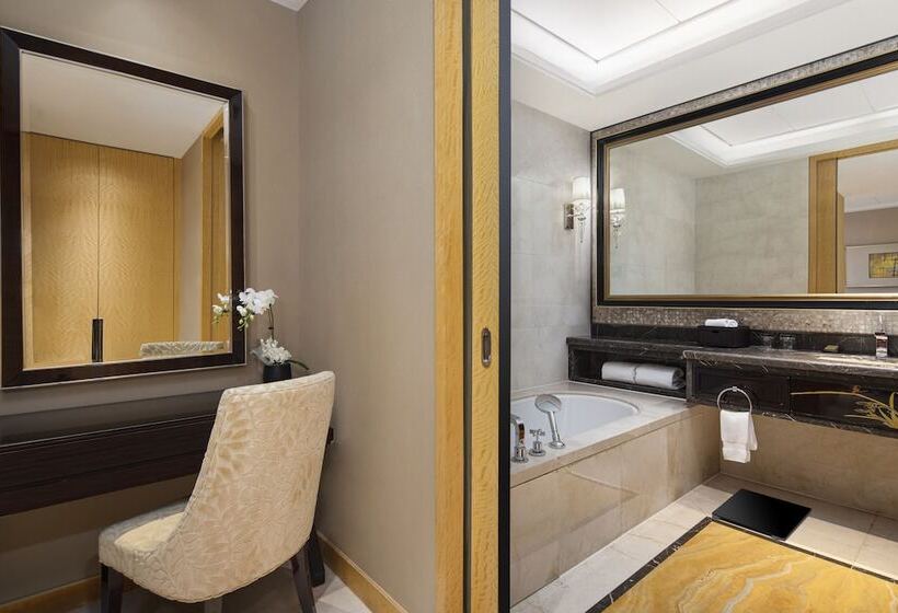 주니어 스위트, Hilton Nanjing