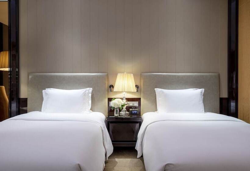 이그제큐티브 룸, Hilton Nanjing