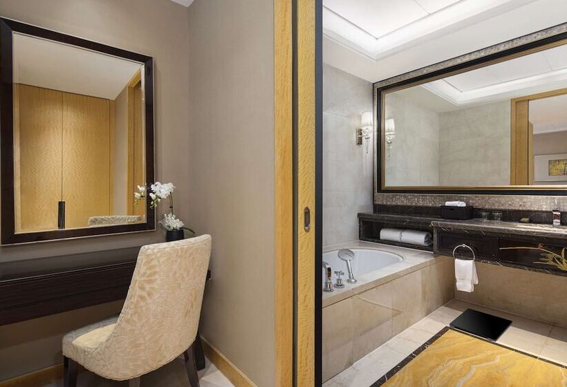 주니어 스위트, Hilton Nanjing