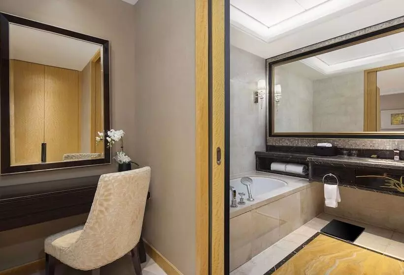 Juniorsviitti, Hilton Nanjing