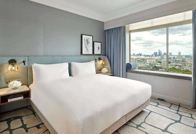 스위트 킹사이즈 침대, Hilton Nanjing