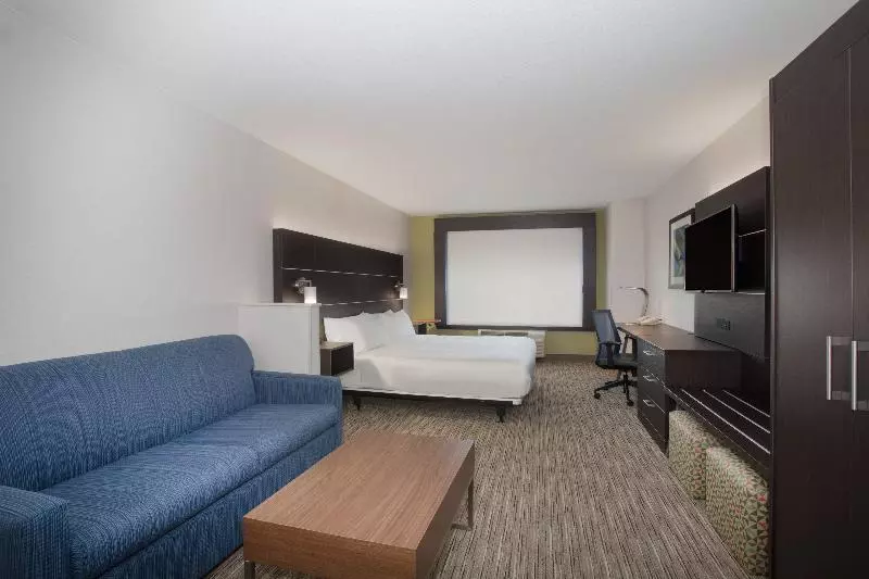 キングサイズベッドのスイートルーム, Holiday Inn Express Hotel & Suites Longmont, An Ihg