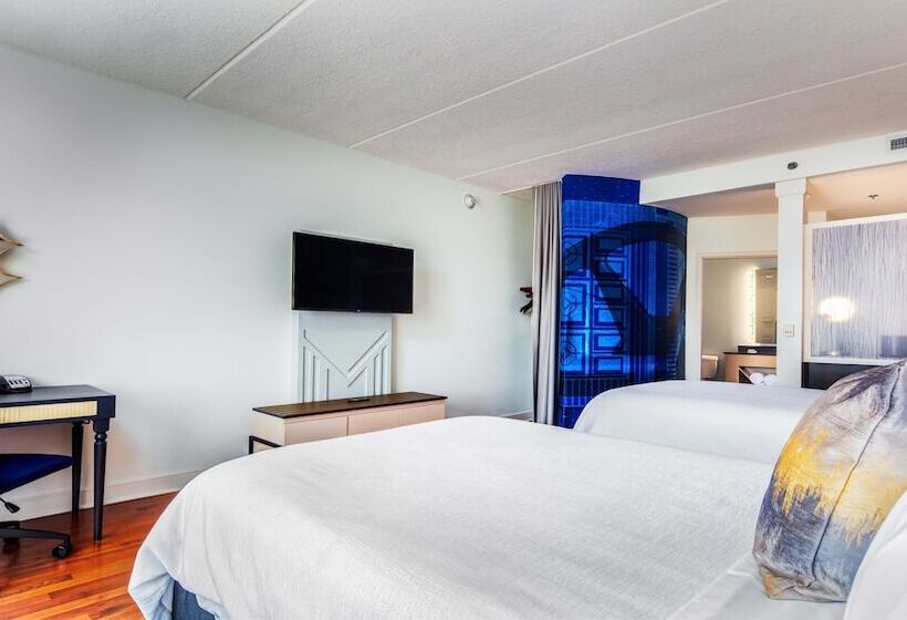 غرفه قياسيه سريرين مزدوجين, Indigo Jacksonville Deerwood Park, An Ihg