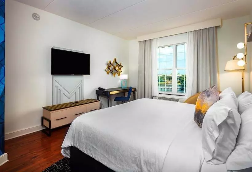 ダブルベッドスタンダードルーム, Indigo Jacksonville Deerwood Park, An Ihg