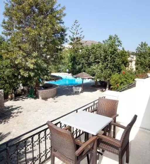 اتاق استاندارد, Kalydna Island