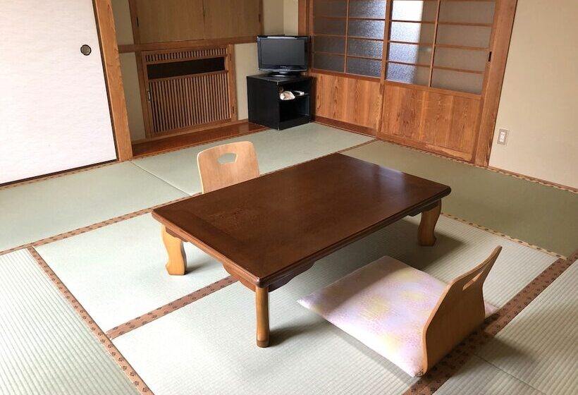 バス共有のスタンダードルーム, Yufuin Onsen Hasuwa Inn