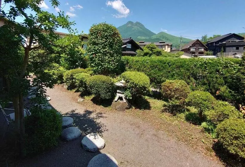 Standard Kolmen Hengen Huone Jaettu kylpyhuone, Yufuin Onsen Hasuwa Inn