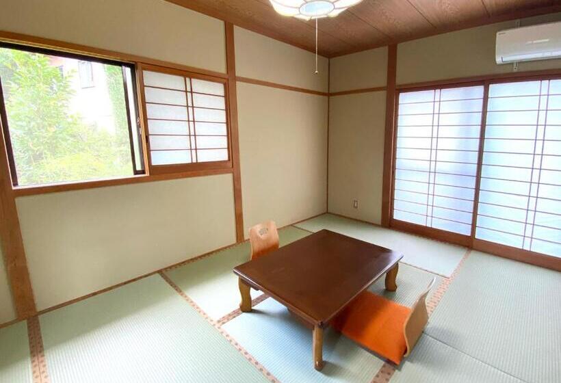 バス共有のスタンダードルーム, Yufuin Onsen Hasuwa Inn