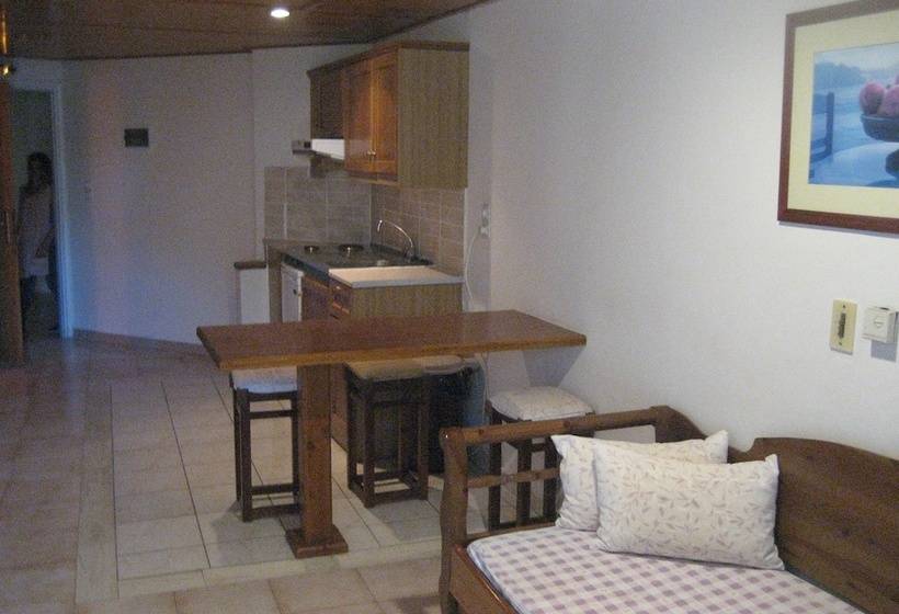 شقة غرفتين, Kyveli Apartments