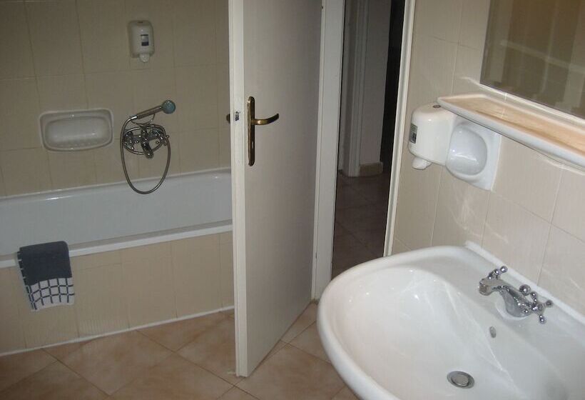 شقة غرفتين, Kyveli Apartments