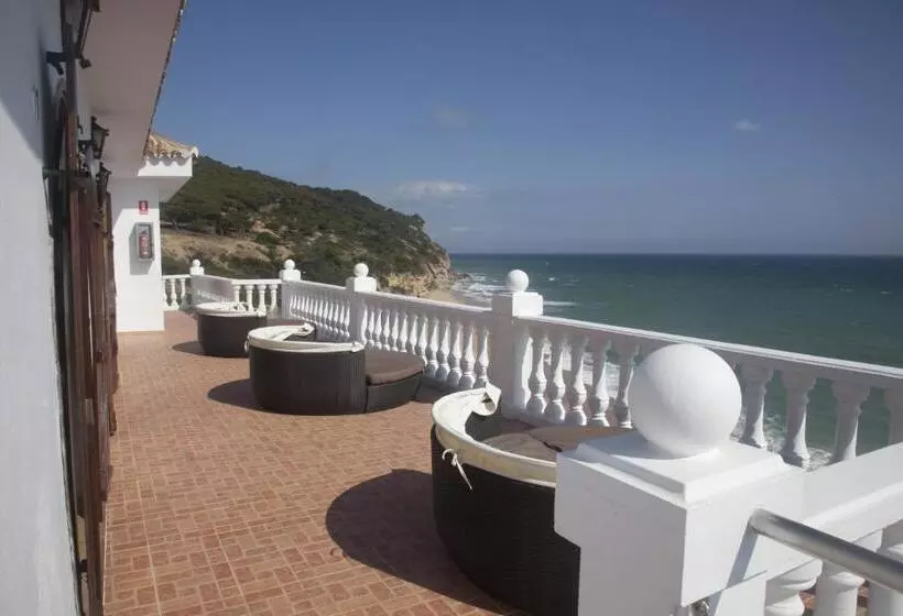اتاق استاندارد با چشم‌انداز دریا, Hostal Mar De Frente