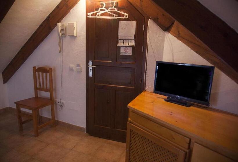 اتاق اکونومی, Hostal Mar De Frente