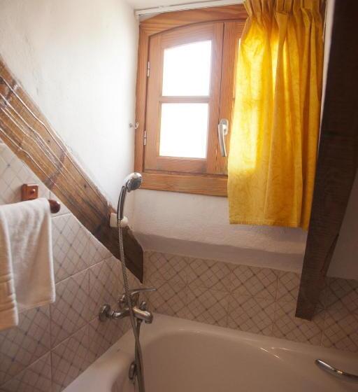 اتاق اکونومی, Hostal Mar De Frente