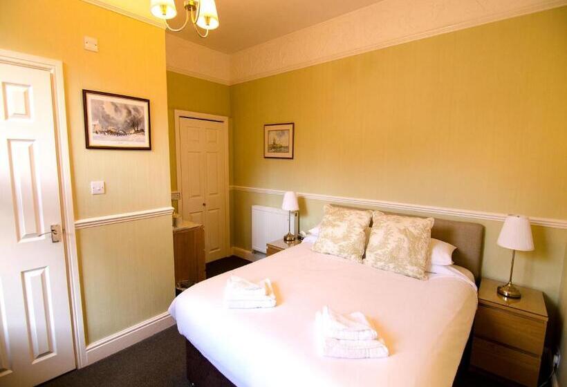 패밀리 룸, Arundel House