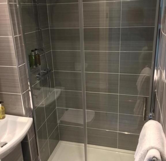 스탠다드 룸 킹사이즈 침대, Arundel House