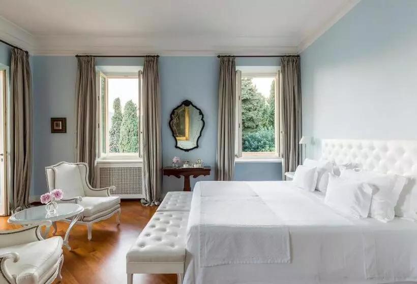 سوییت با چشم‌انداز دریا, Villa Della Pergola Relais Et Chateaux