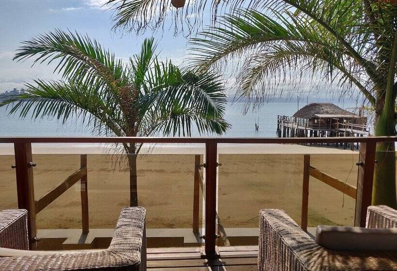 샬레, Catembe Gallery