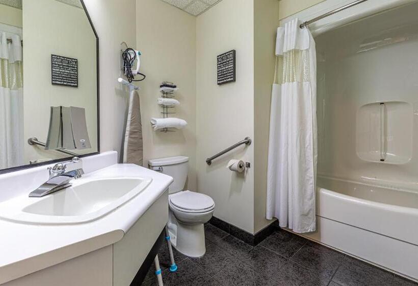 身障者適用スタンダードルーム, Days Inn By Wyndham Berthierville