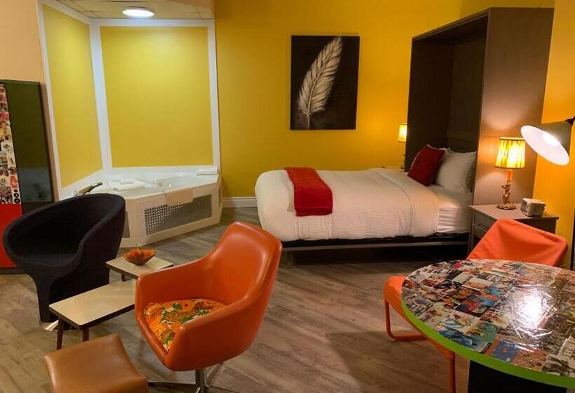 Люкс Повышенной Комфортности, Days Inn By Wyndham Berthierville