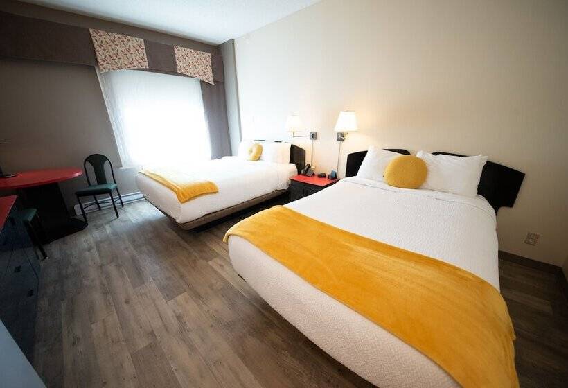 2ダブルベッドのスタンダードルーム, Days Inn By Wyndham Berthierville