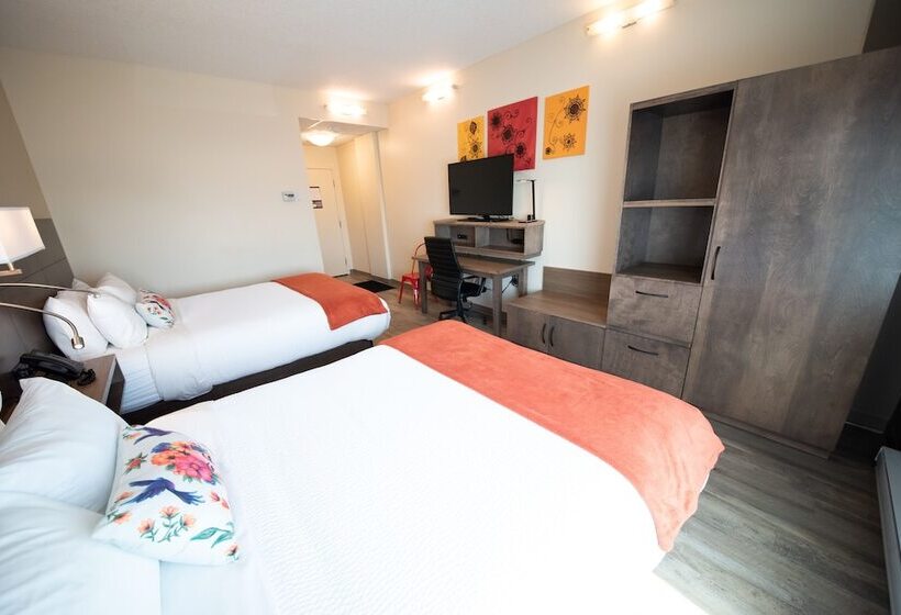 2ダブルベッドのスタンダードルーム, Days Inn By Wyndham Berthierville