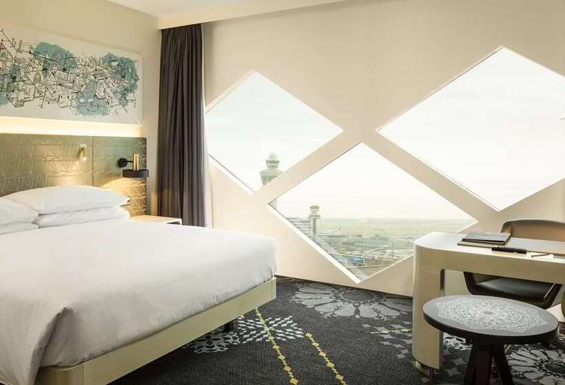 带大床的标准间, Hilton Bogota