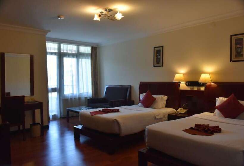 اتاق استاندارد, Kaleb