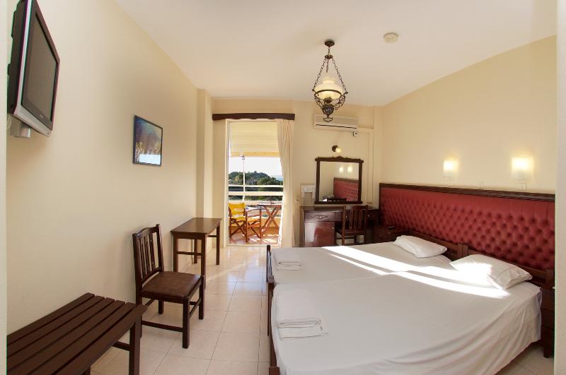 标准间带山景, Lorenzo