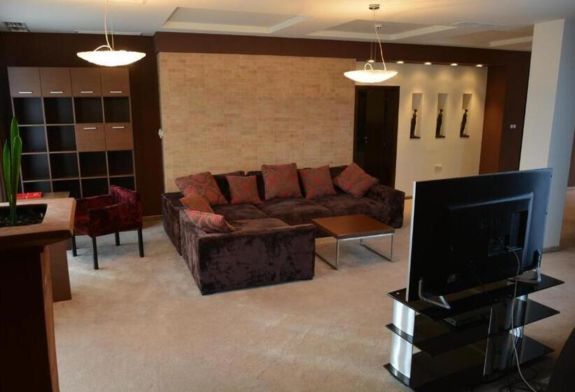 침실 2개 아파트, Presidivm Palace