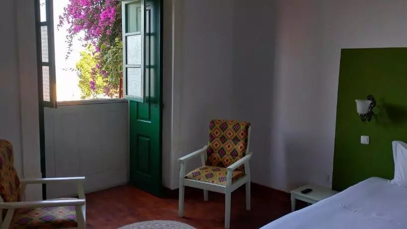 اتاق لوکس با چشمانداز دریا, Savana