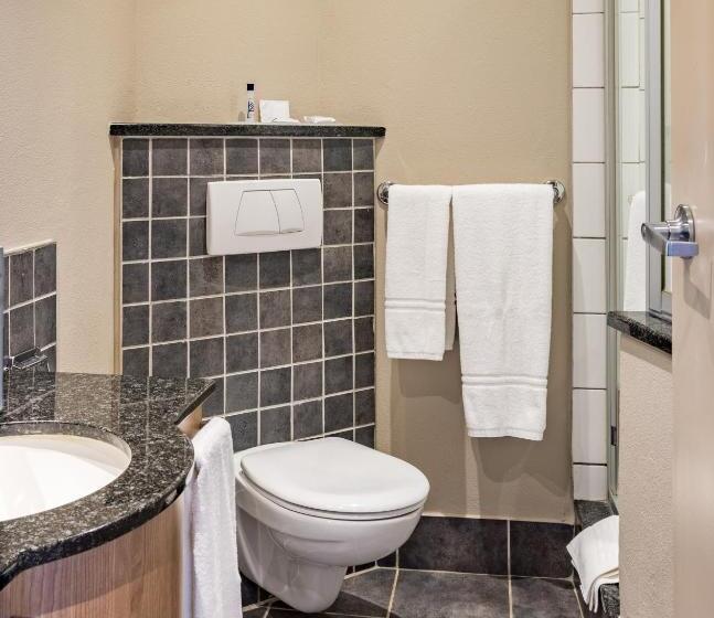 Номер Стандарт, Town Lodge Roodepoort