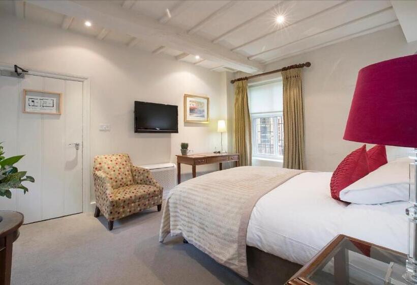 一楼标准间, Russell S