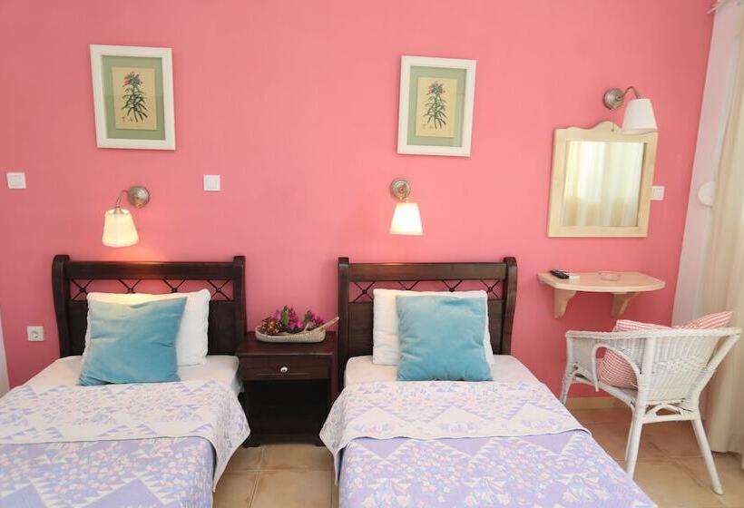 חדר סטודיו סטנדרד, Seapaint Studios