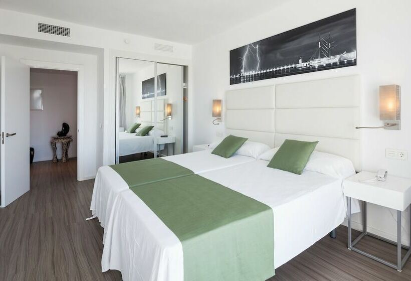 Deluxe Suite Sea View, Axel Beach Ibiza Adults Only