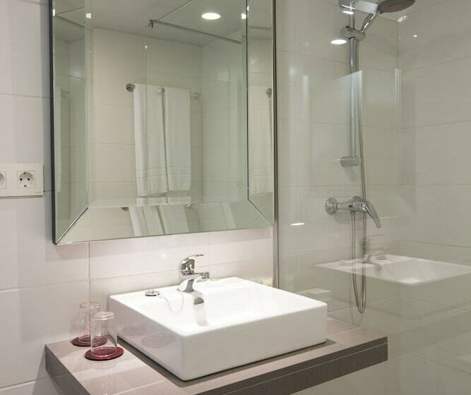 Deluxe Suite Sea View, Axel Beach Ibiza Adults Only