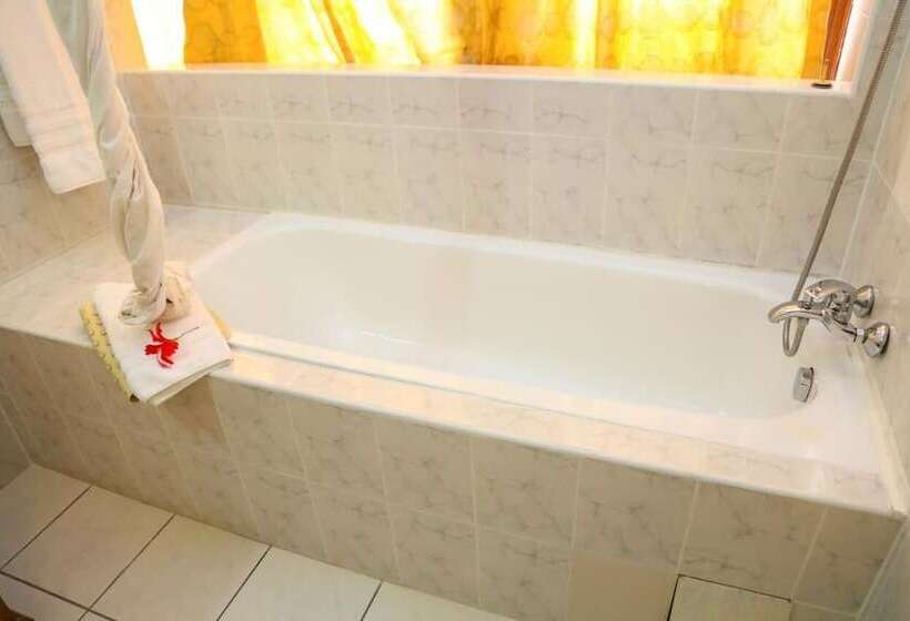 Люкс, Coconut Grove Regency