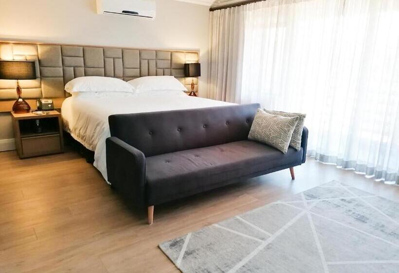 Люкс с Балконом, Endless Horizons Boutique