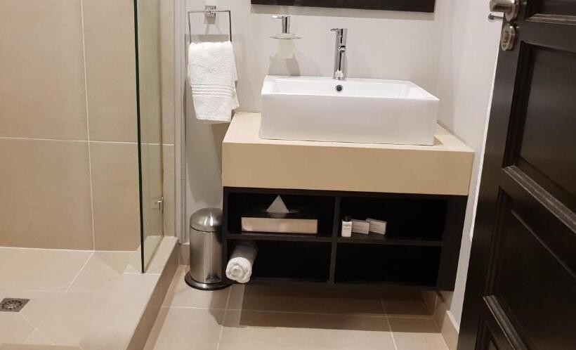 Люкс с Балконом, Endless Horizons Boutique