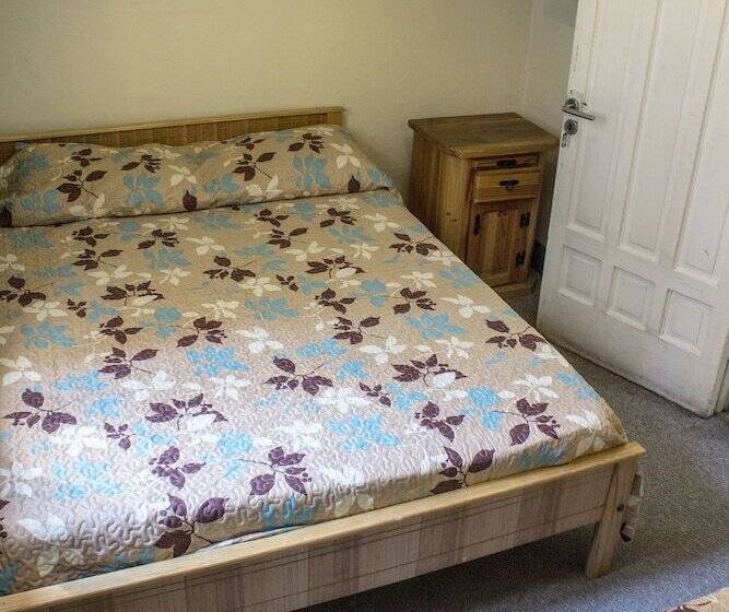 غرفة قياسية ثلاثية حمام مشترك, Hostal Forestal