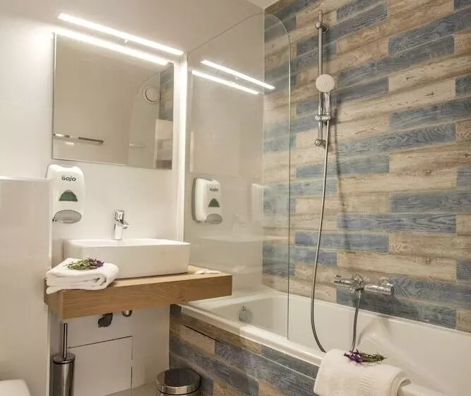 Standard-huone, Le Neptune & Spa