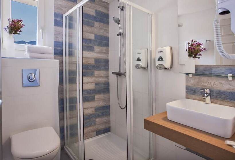 オーシャンビュースタンダードルーム, Le Neptune & Spa