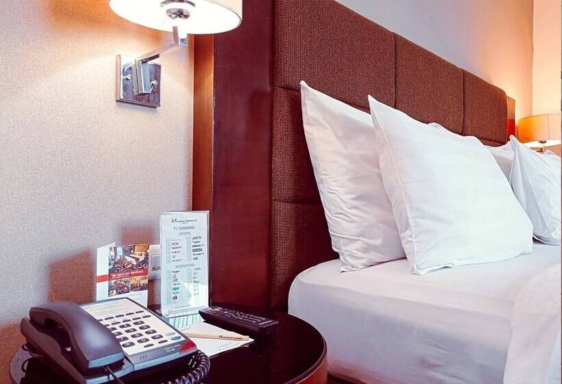 اتاق لوکس, Swiss Belhotel Ambon