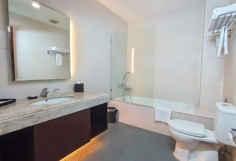 غرفة ديلوكس, Swiss Belhotel Ambon