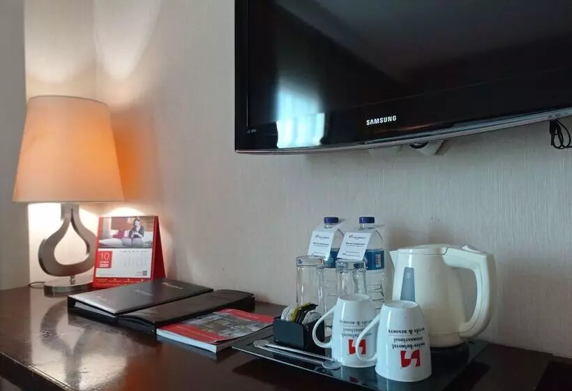 デラックスルーム, Swiss Belhotel Ambon