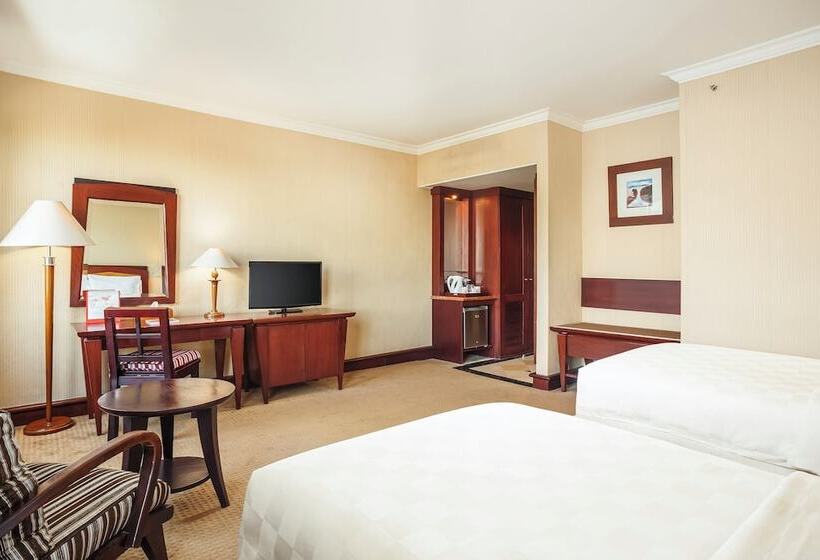 디럭스 룸, Swiss Belhotel Tarakan