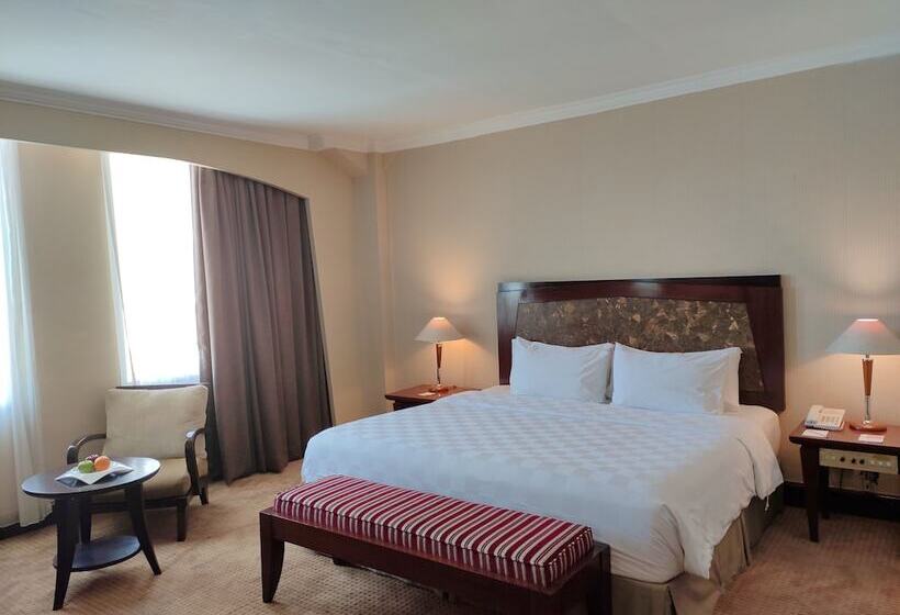 디럭스 룸, Swiss Belhotel Tarakan