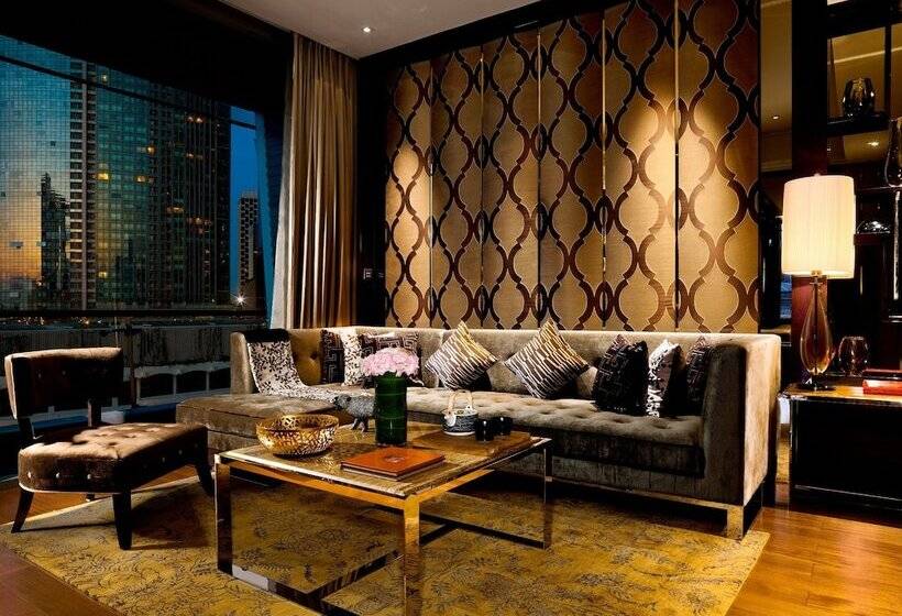 سوئیت تم دار, The Fullerton Bay Hotel Singapore